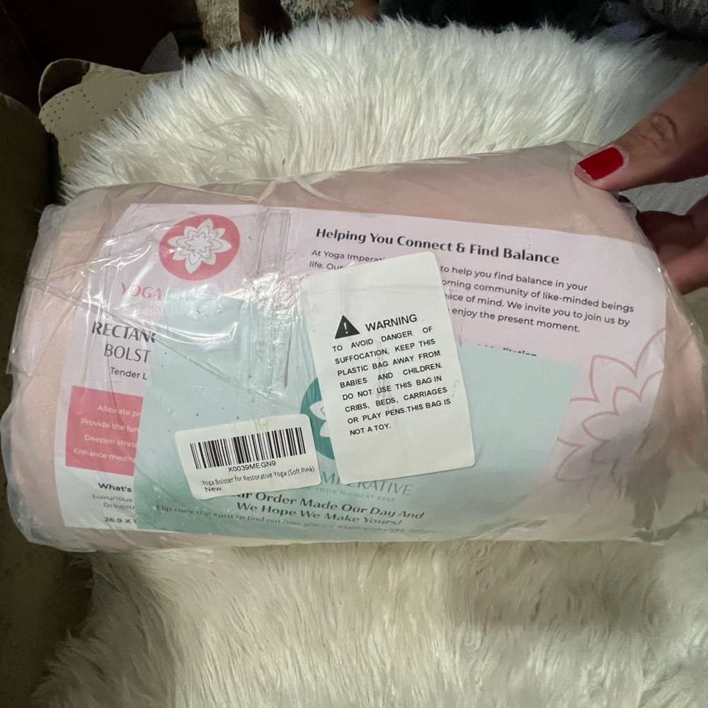 NWT Yoga Imperial Rectangular Yoga Pillow - Light Pink
2pcs available - Picture 2 of 3